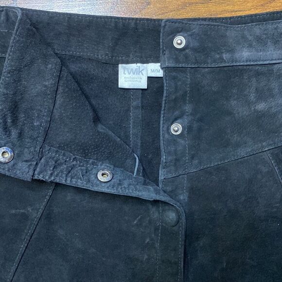 🌷 Twik Simons 🌷 Black Suede Leather Snap Button Short Skirt - Picture 4 of 7
